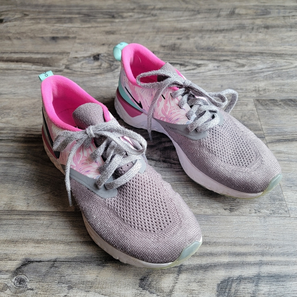 Nike Odyssey React Women's Shoes